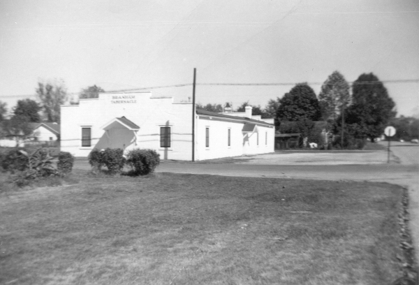 Branham Tabernacle in the 1950's 10_08