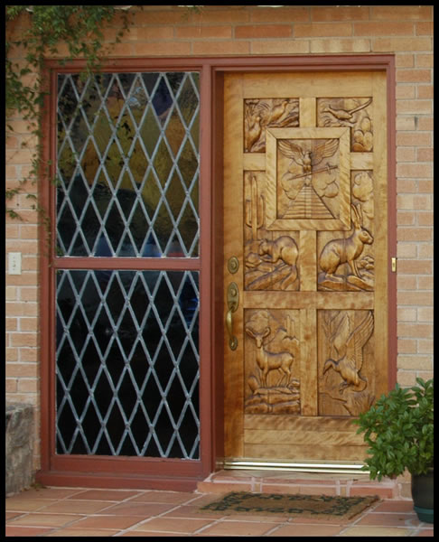 The door from the outside. img3711web600